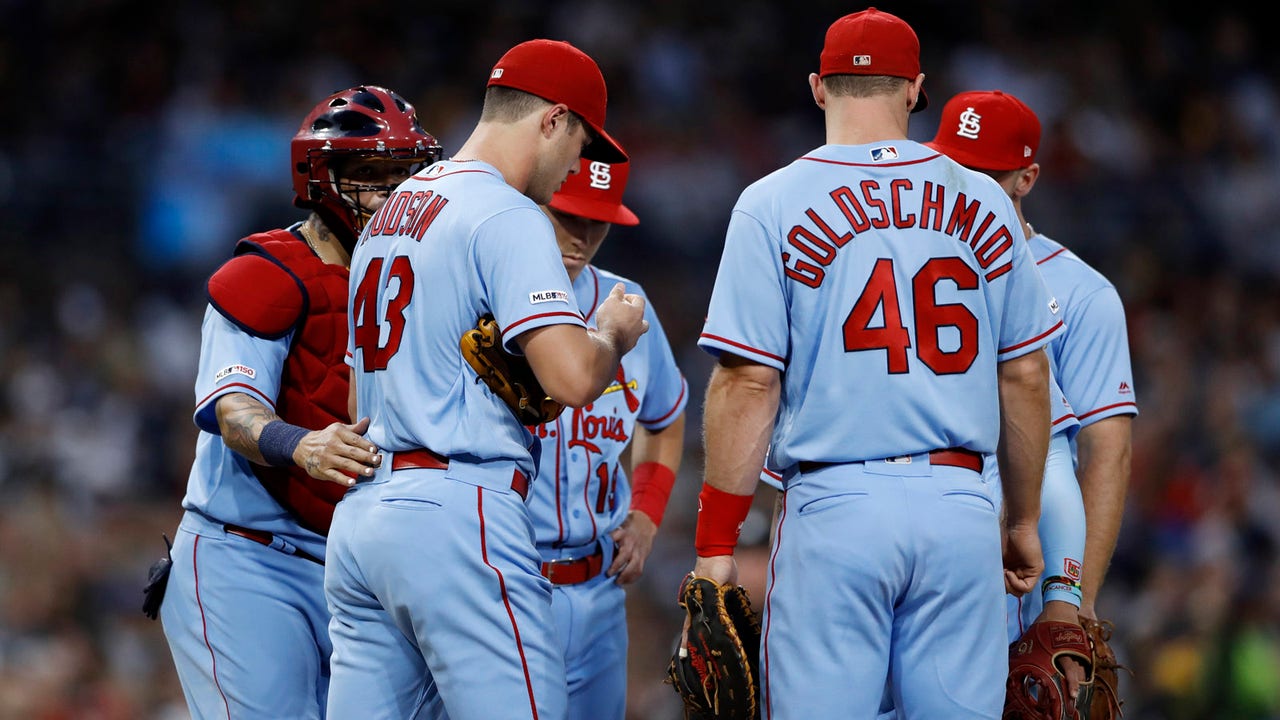 Hudson gets early hook as Cardinals fall 12-2 to Padres